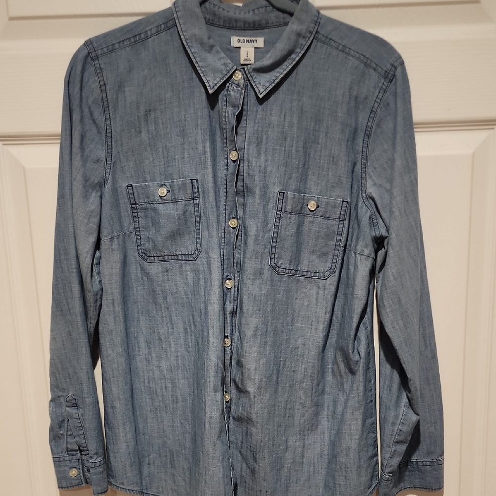 Old Navy Ladies Blue Denim Shirt
